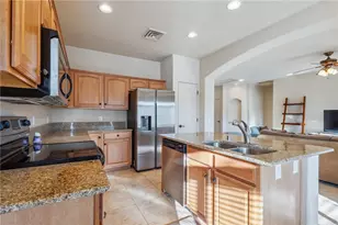 890 Florence Ave, Bullhead City, AZ 86429 - Photo 13