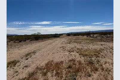 5043 Encanto Drive, Golden Valley, AZ 86413 - Photo 15