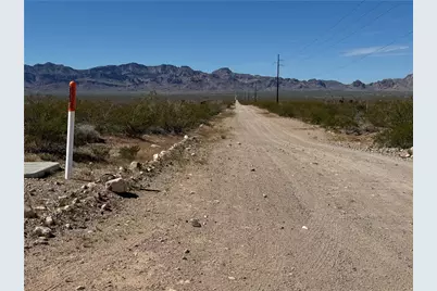 08025 W Encanto Dr, Golden Valley, AZ 86413 - Photo 15