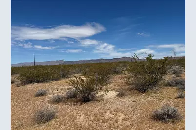 08025 W Encanto Dr, Golden Valley, AZ 86413 - Photo 7