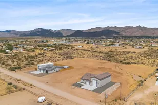 3340 N Higley Rd, Golden Valley, AZ 86413 - Photo 31