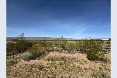 8661 N Desert View Drive, Kingman, AZ 86401 - Photo 3