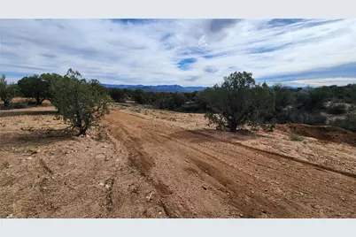 10116 E Hidden Valley Road, Kingman, AZ 86401 - Photo 33