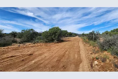 10116 E Hidden Valley Road, Kingman, AZ 86401 - Photo 13