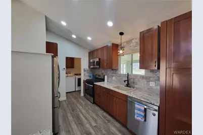 30260 N Haystack Drive, Meadview, AZ 86444 - Photo 13