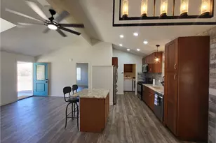 30260 N Haystack Dr, Meadview, AZ 86444 - Photo 11