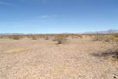 2353 S Cove Road, Golden Valley, AZ 86413 - Photo 9