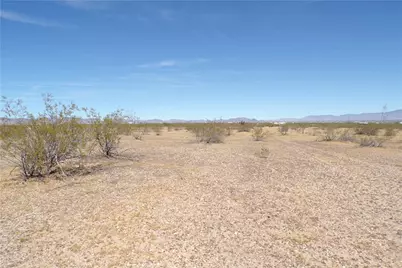 2353 S Cove Road, Golden Valley, AZ 86413 - Photo 5