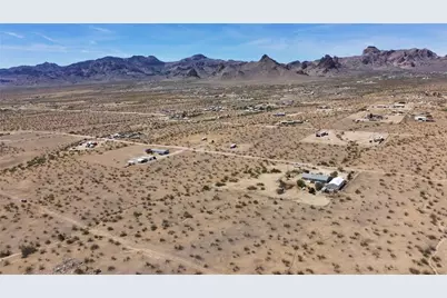 2353 S Cove Road, Golden Valley, AZ 86413 - Photo 31