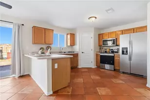 1365 Agate Ave, Bullhead City, AZ 86442 - Photo 15