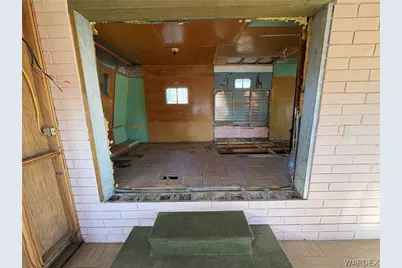 956 Coral Reef Drive, Bullhead City, AZ 86442 - Photo 13