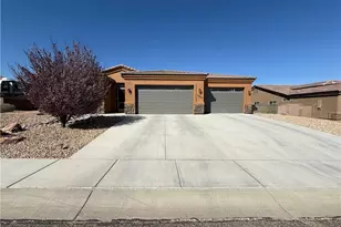 1843 E Blue Flame St, Kingman, AZ 86409 - Photo 1