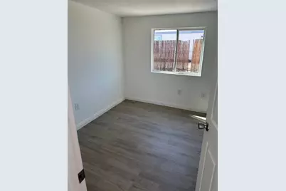 327 Santa Cruz Avenue, Bullhead City, AZ 86442 - Photo 1