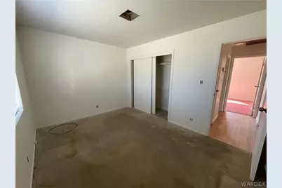 218 Tanglewood Lane Lane, Bullhead City, AZ 86442 - Photo 9