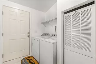 1818 Del Norte Dr, Bullhead City, AZ 86442 - Photo 13