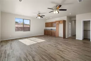 2160 Comanche Dr, Kingman, AZ 86401 - Photo 37