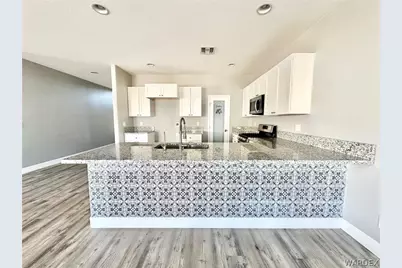 2101 E Mesa Vista Place, Fort Mohave, AZ 86426 - Photo 9