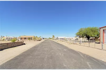 860 S Connor Lane, Quartzsite, AZ 85346 - Photo 31