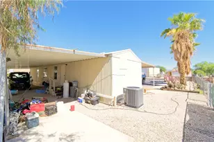 860 S Connor Ln, Quartzsite, AZ 85346 - Photo 29