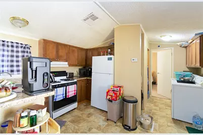 860 S Connor Lane, Quartzsite, AZ 85346 - Photo 9