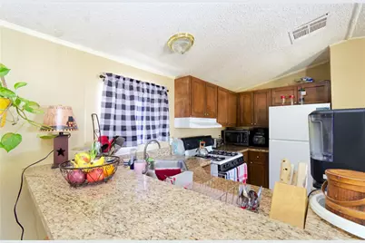 860 S Connor Lane, Quartzsite, AZ 85346 - Photo 13