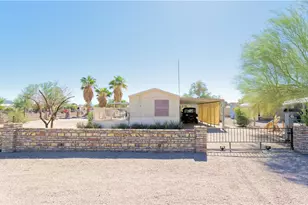 860 S Connor Ln, Quartzsite, AZ 85346 - Photo 21