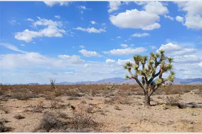 207-17-166A Cherry Road, Yucca, AZ 86438 - Photo 1