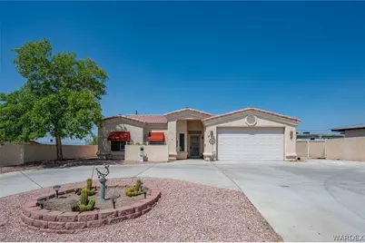 273 Acoma Boulevard, Lake Havasu, AZ 86403 - Photo 1