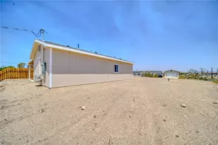 4870 Monarch Dr, Topock, AZ 86436 - Photo 13