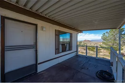 8685 E Colorado Drive, Kingman, AZ 86401 - Photo 27