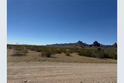 002 Arthur's Way, Golden Valley, AZ 86413 - Photo 1