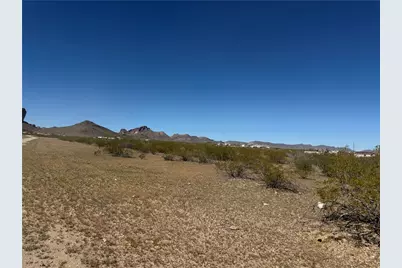 7910 W Unkar Drive, Golden Valley, AZ 86413 - Photo 9