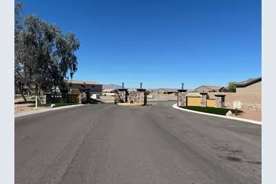 2081 E Calle La Reina, Fort Mohave, AZ 86426 - Photo 1