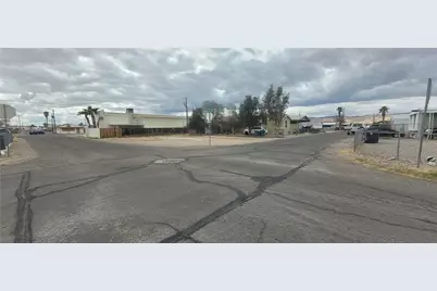 568 Harbor Drive, Bullhead City, AZ 86442 - Photo 3