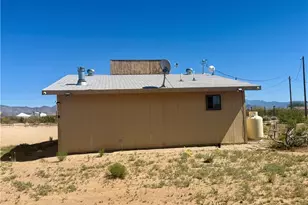 3587 N Horse Mesa Rd, Golden Valley, AZ 86413 - Photo 17