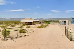 3587 N Horse Mesa Rd, Golden Valley, AZ 86413 - Photo 1