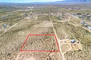 306-12-127 N Parker Rd, Golden Valley, AZ 86413 - Photo 1