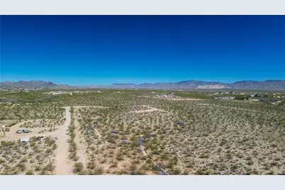 306-12-127 N Parker Road, Golden Valley, AZ 86413 - Photo 5