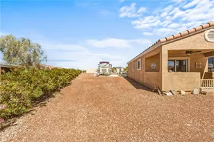 2327 Cortez Ln, Bullhead City, AZ 86442 - Photo 17