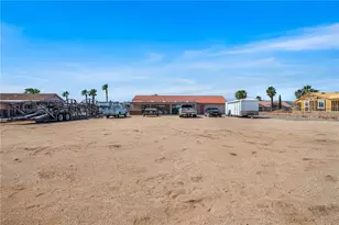 3668 N Neptune Rd, Golden Valley, AZ 86413 - Photo 9