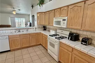 2809 Dakota TR, Bullhead City, AZ 86442 - Photo 7