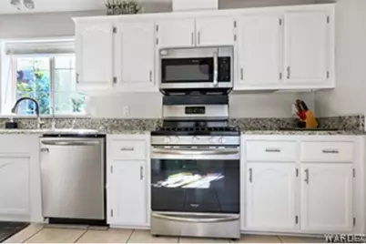 764 Desert Crest Drive, Bullhead City, AZ 86429 - Photo 9