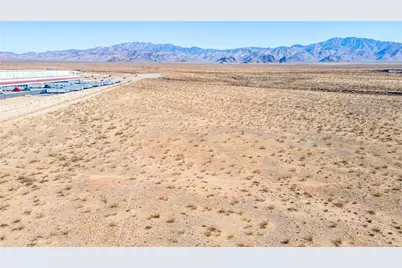 000 S Apache Road, Golden Valley, AZ 86413 - Photo 19