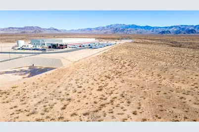 000 S Apache Road, Golden Valley, AZ 86413 - Photo 15