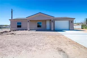 3205 N Fairfax St, Kingman, AZ 86409 - Photo 1