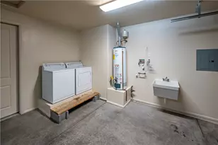 684 Pala Mesa Dr, Kingman, AZ 86409 - Photo 27