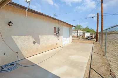 2260 Lakeside Drive, Bullhead City, AZ 86442 - Photo 45