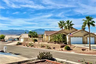 2440 Davis Ridge Ave, Bullhead City, AZ 86429 - Photo 9