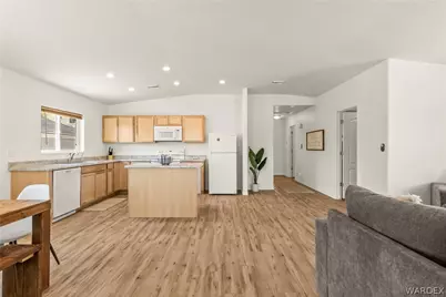 2631 Bear Mountain Loop, Bullhead City, AZ 86442 - Photo 9