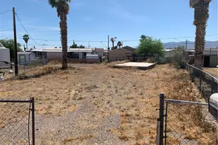 1899 Hualapai Dr, Bullhead City, AZ 86442 - Photo 1